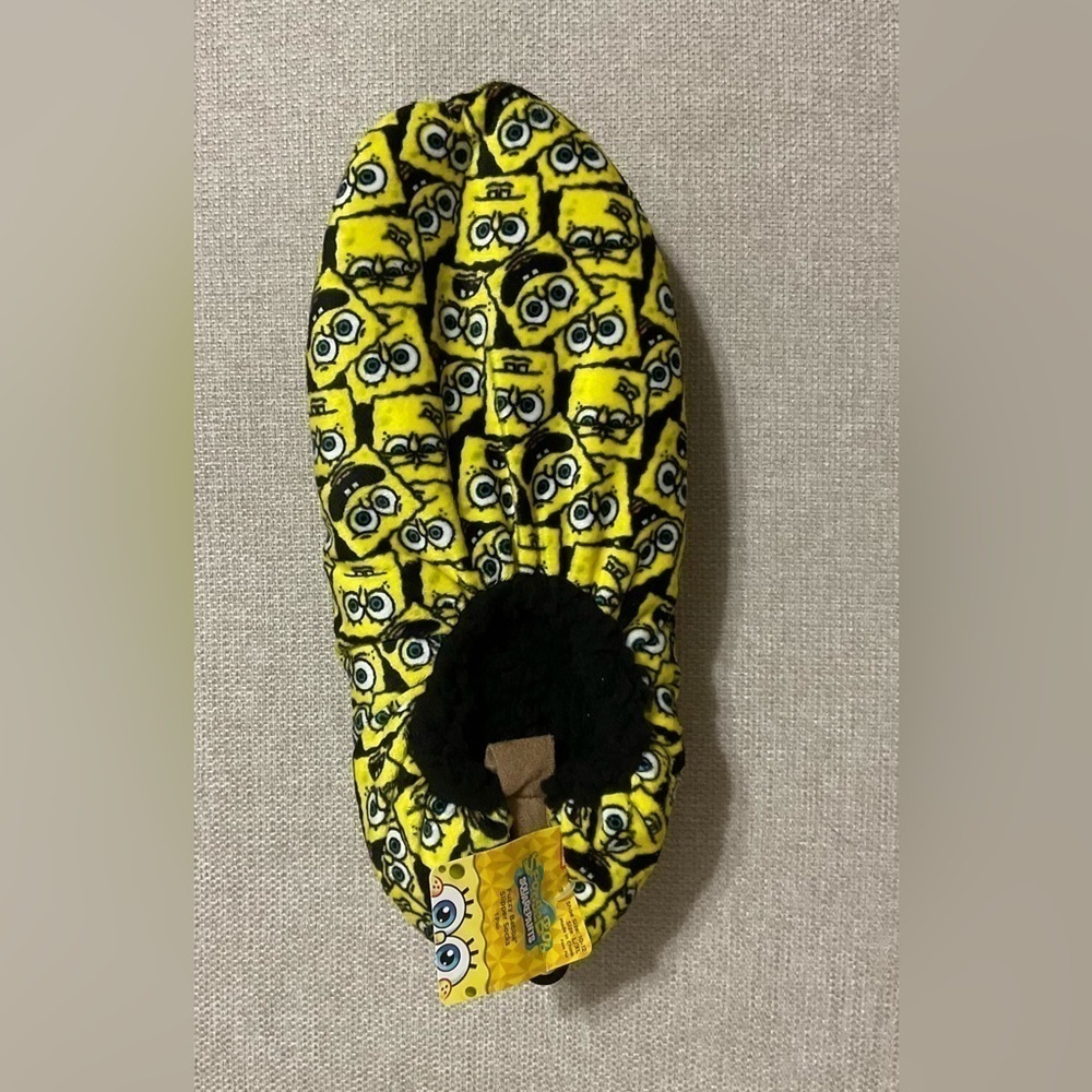 SpongeBob SquarePants Fuzzy Babba Slipper Socks